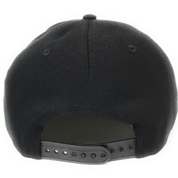 Punisher - Logo White/Black Snapback - Picture 4 of 5